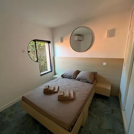 Semesterbostad Porquerolles Superbe De Charme Hyères